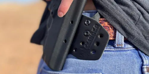 Best-Concealed-Carry-Holsters-for-Women-Comfort-Discretion Clinger Holsters